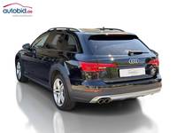 Pogled od pozadi levo