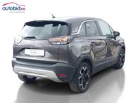 Pogled od pozadi desno