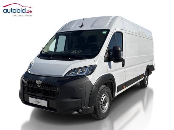 Pogled od napred levo