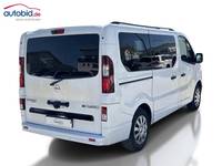 Pogled od pozadi desno