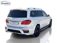 Pogled od pozadi desno