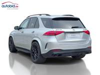 Pogled od pozadi levo