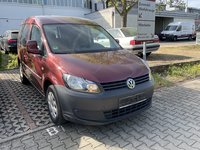 Skats no labās puses priekšā