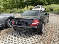Aanzicht achter rechts