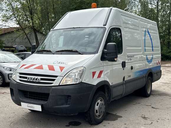 Nézet bal elöl
