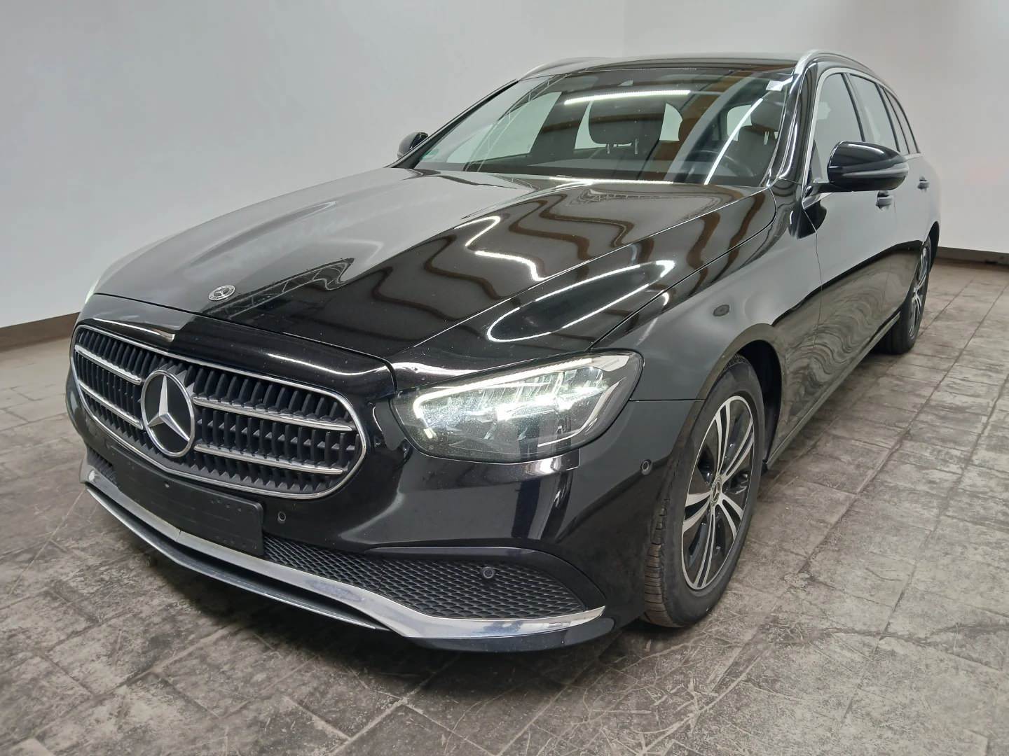 Mercedes-Benz E