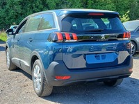 Widok z tyłu po stronie lewej