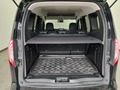View of boot / luggage space