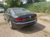 Skats no kreisās puses aizmugurē