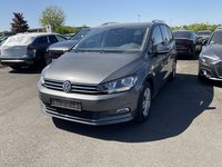 Skats no kreisās puses priekšā