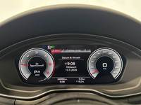 Вид на приборную панель