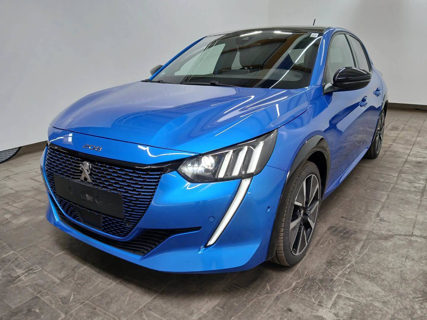 Peugeot e-208