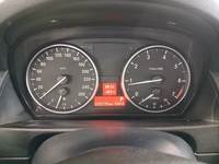 Pogled kombi instrument