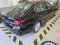 Widok z tyłu po stronie prawej