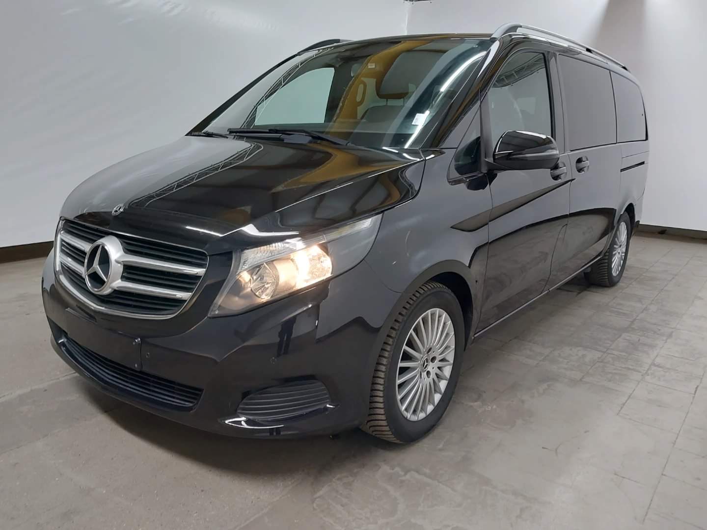 Mercedes-Benz V