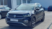 Вид спереди слева