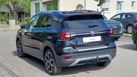 Вид сзади слева