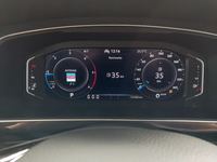 Вид на приборную панель