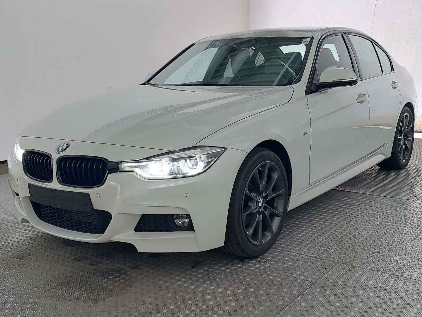 BMW 318i