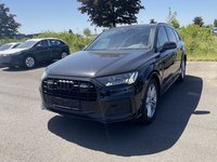 Pogled levo spredaj