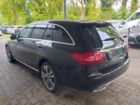 Vaizdas iš galo kairės
