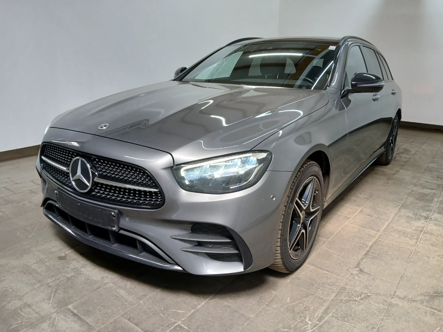 Mercedes-Benz E