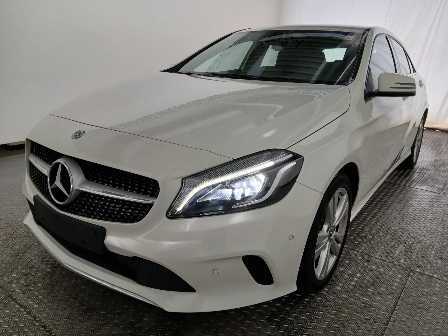 Mercedes-Benz A