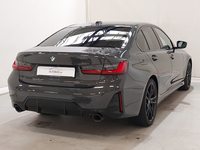 Вид сзади справа