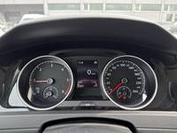Вид на приборную панель