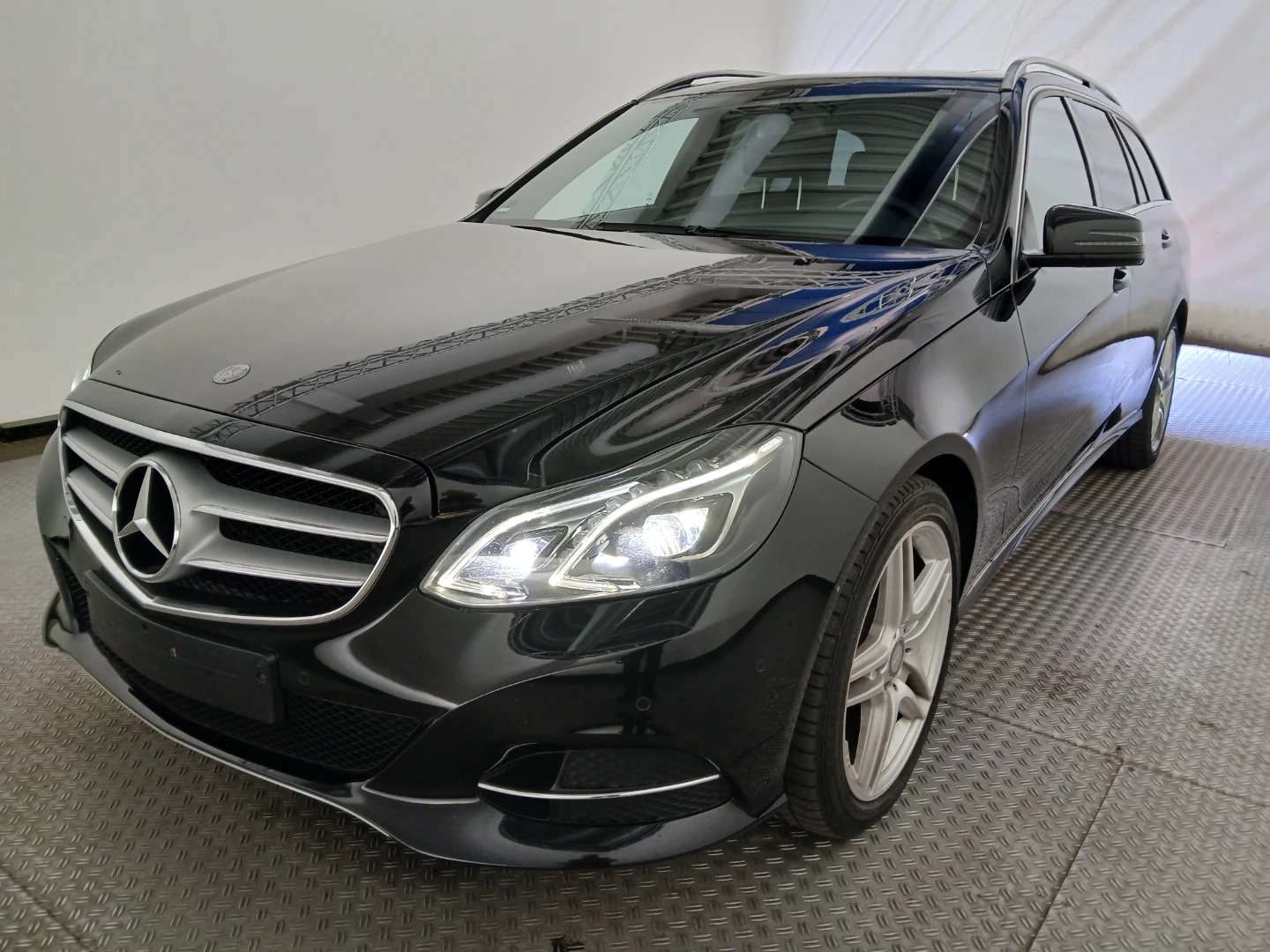 Mercedes-Benz E