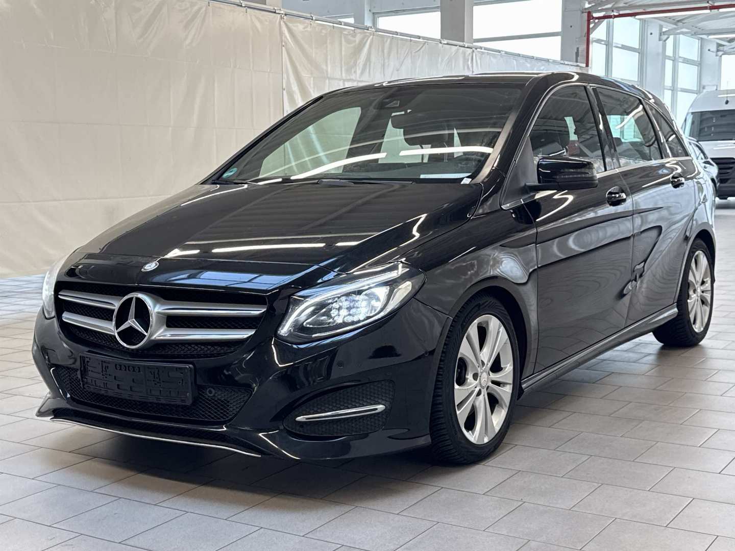 Mercedes-Benz B