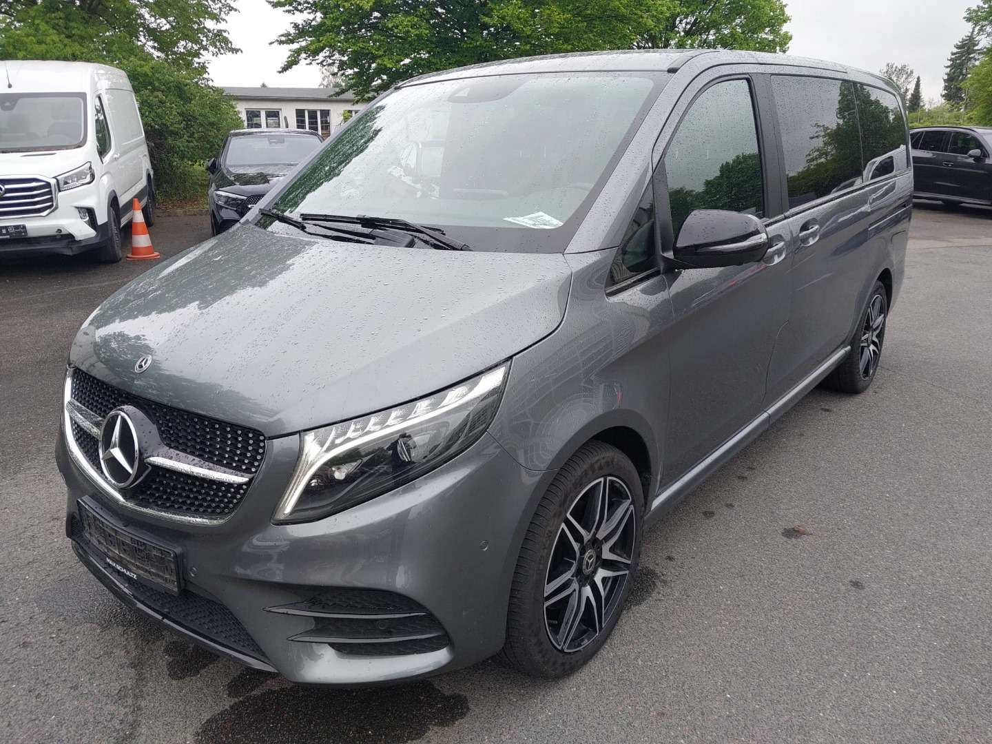 Mercedes-Benz V