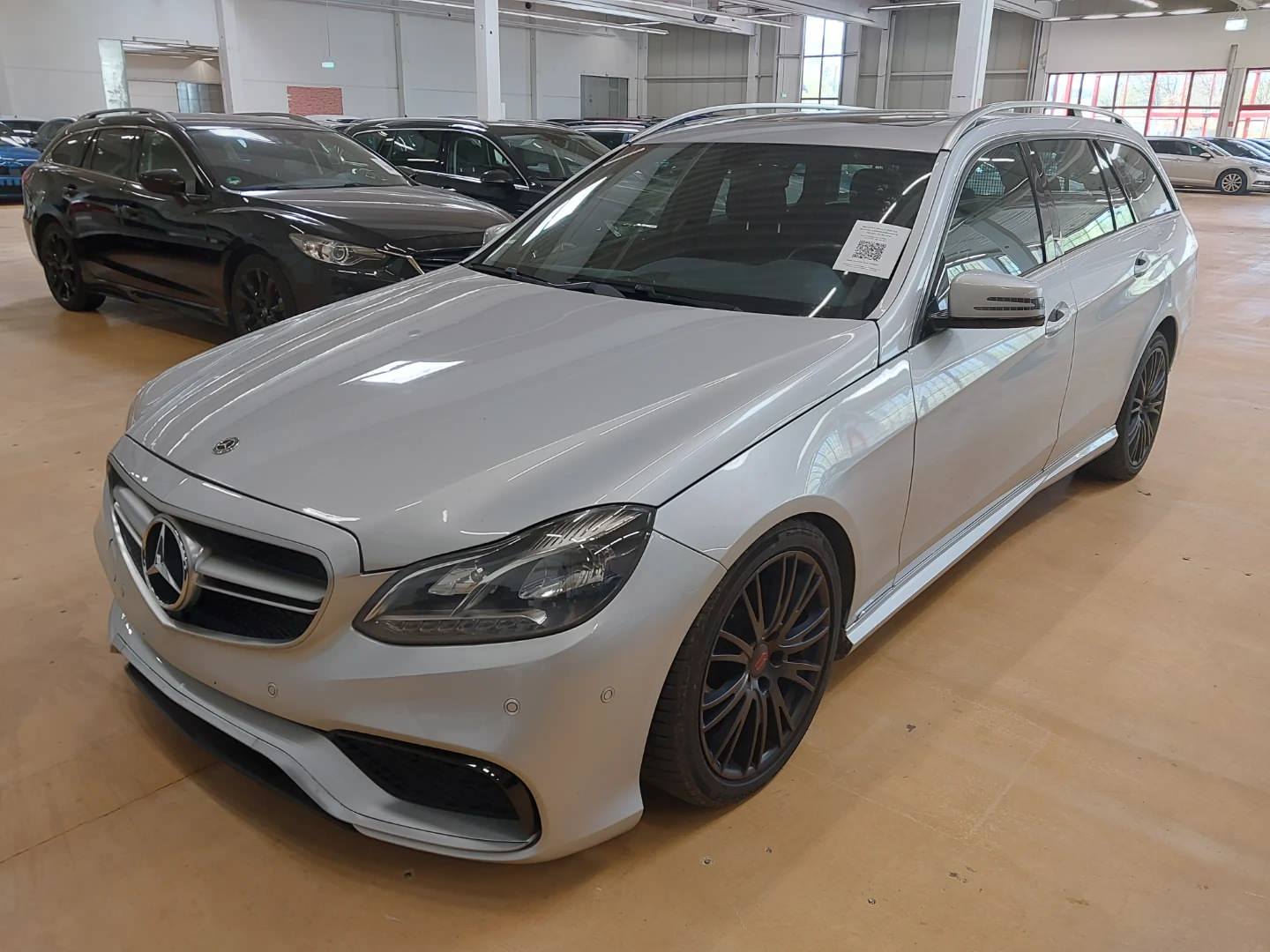 Mercedes-Benz E
