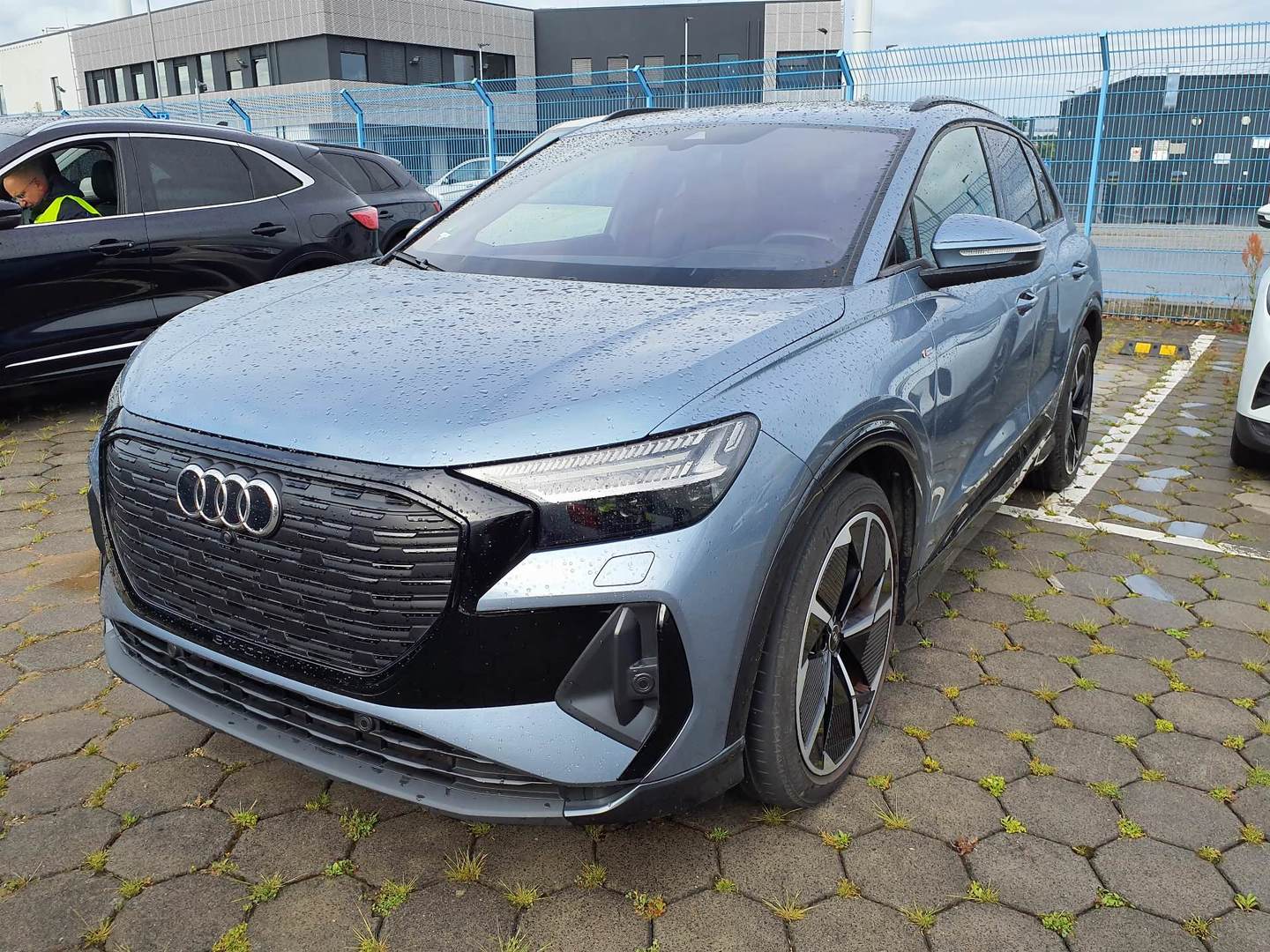Audi Q4