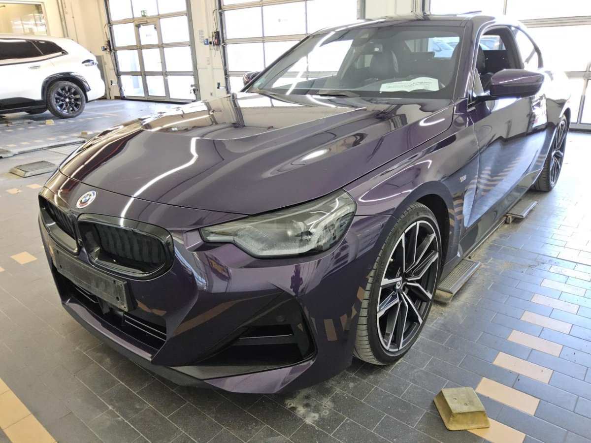 BMW 230i
