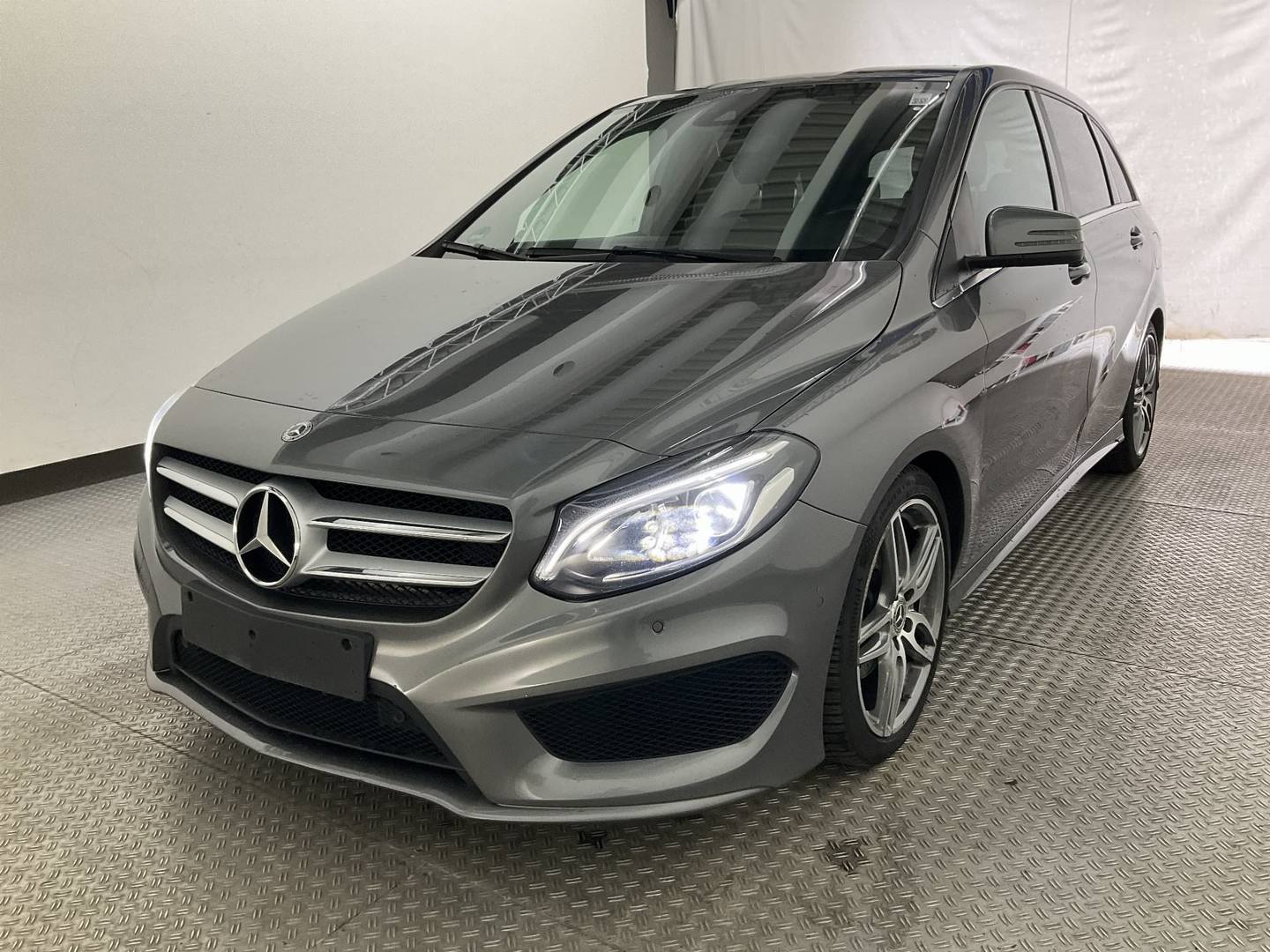 Mercedes-Benz B