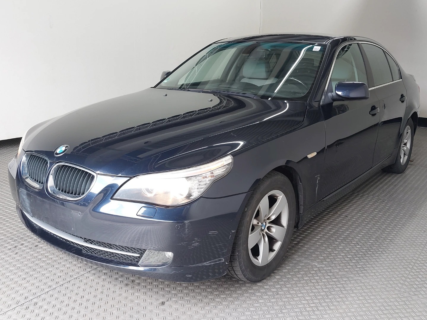 BMW 520i