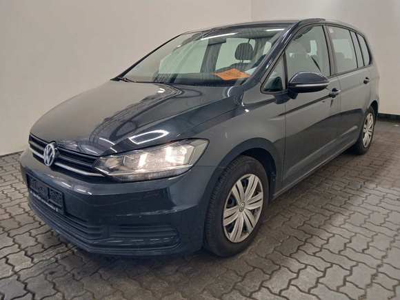 Pogled levo spredaj