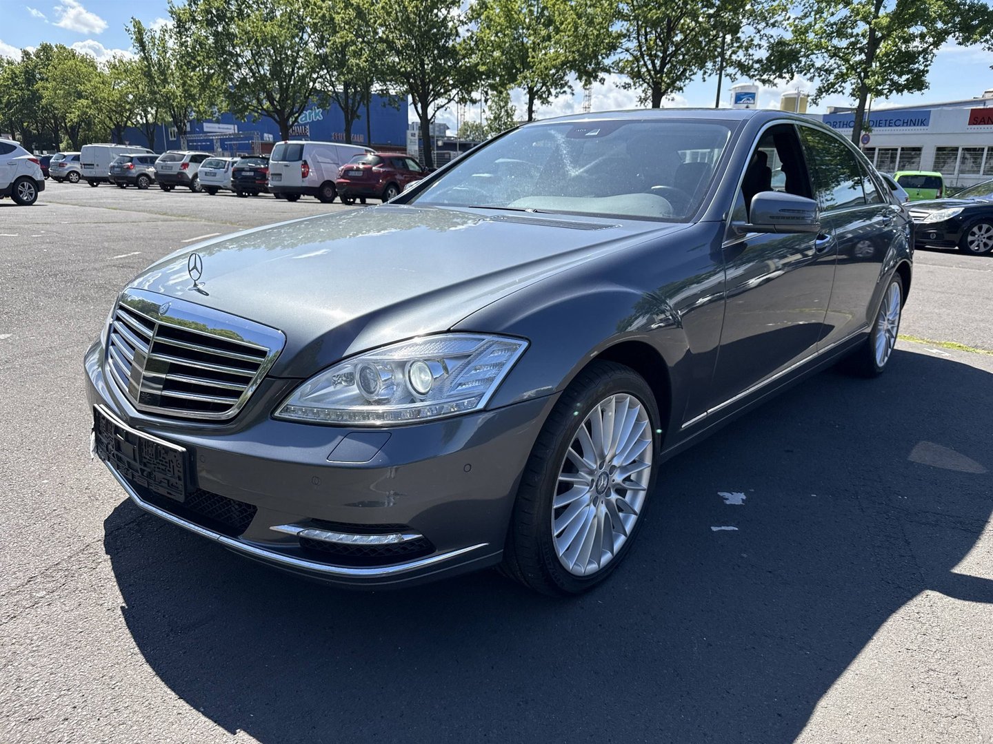 Mercedes-Benz S