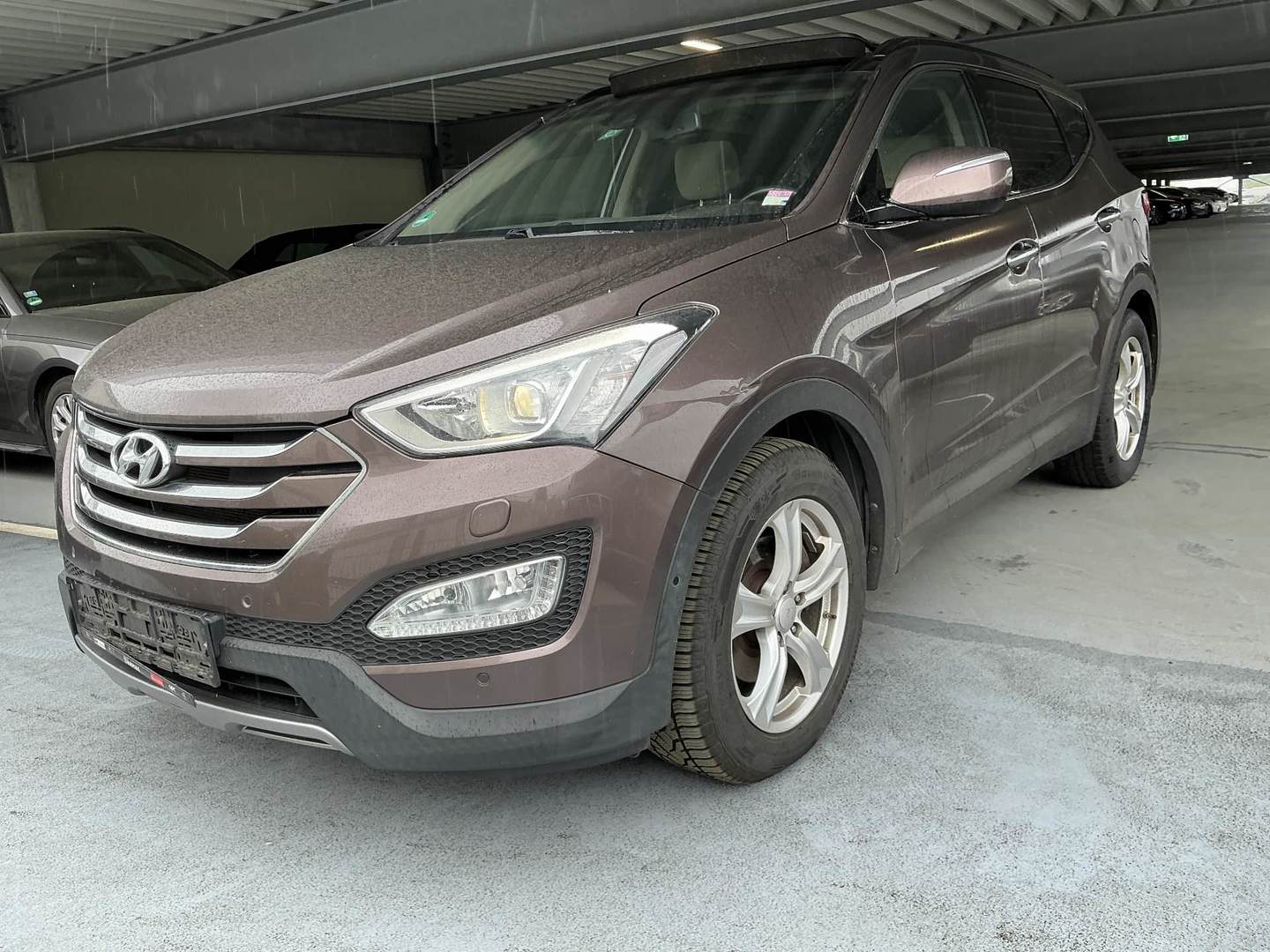 Hyundai Santa