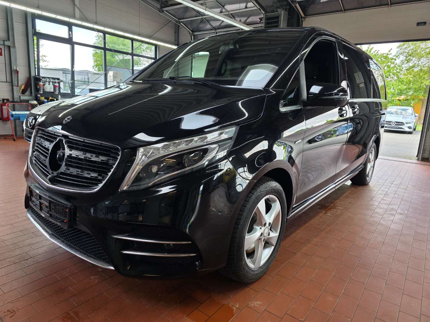 Mercedes-Benz V