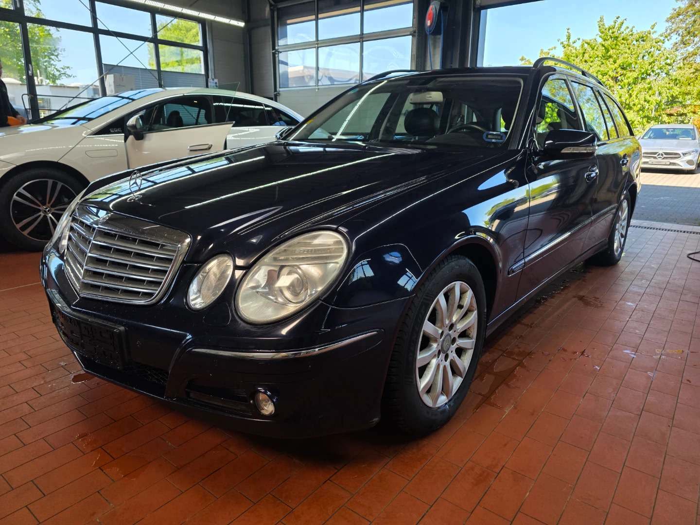 Mercedes-Benz E
