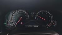 Вид на приборную панель