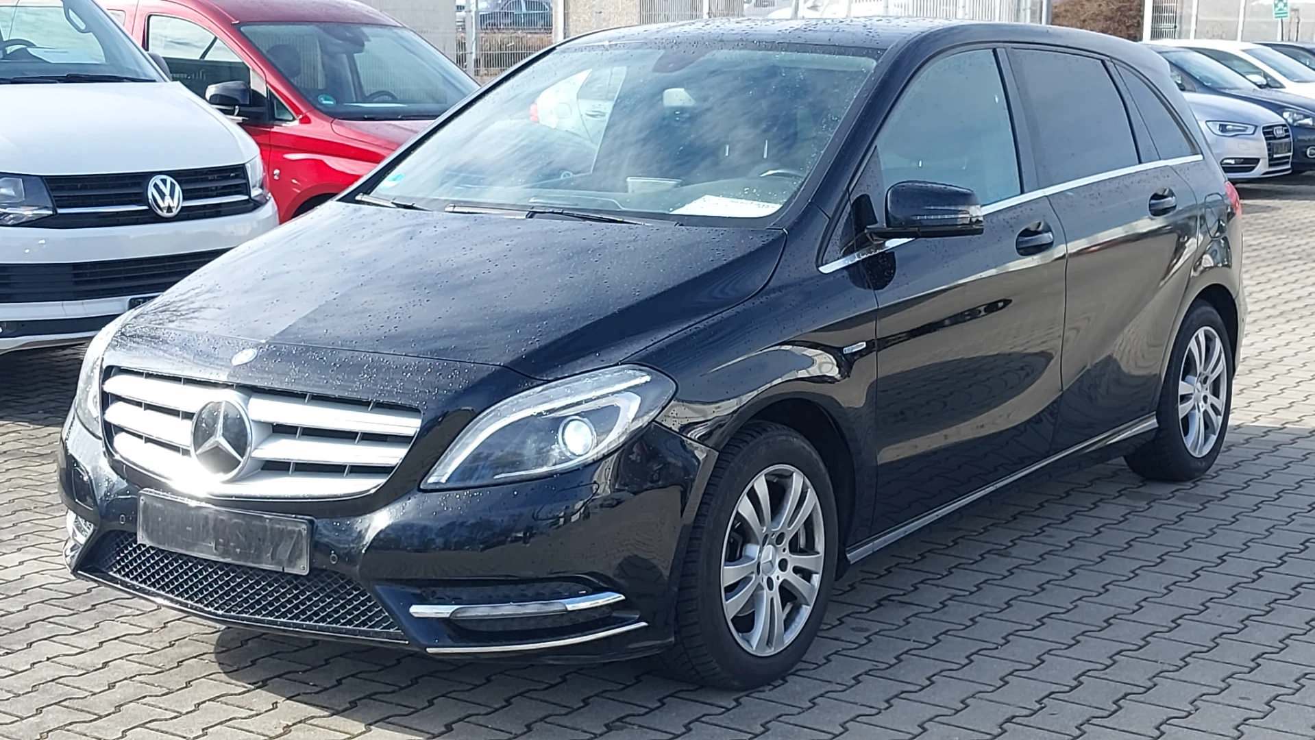 Mercedes-Benz B
