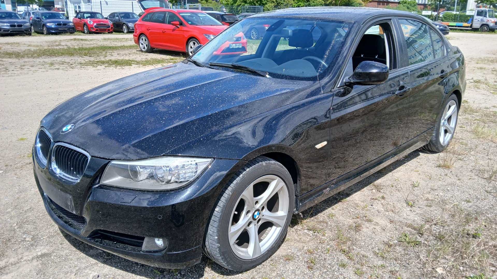 BMW 320i