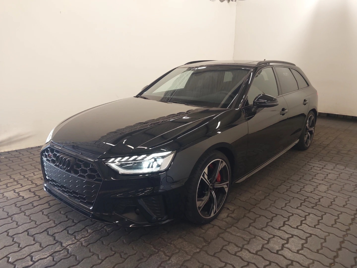 Audi S4