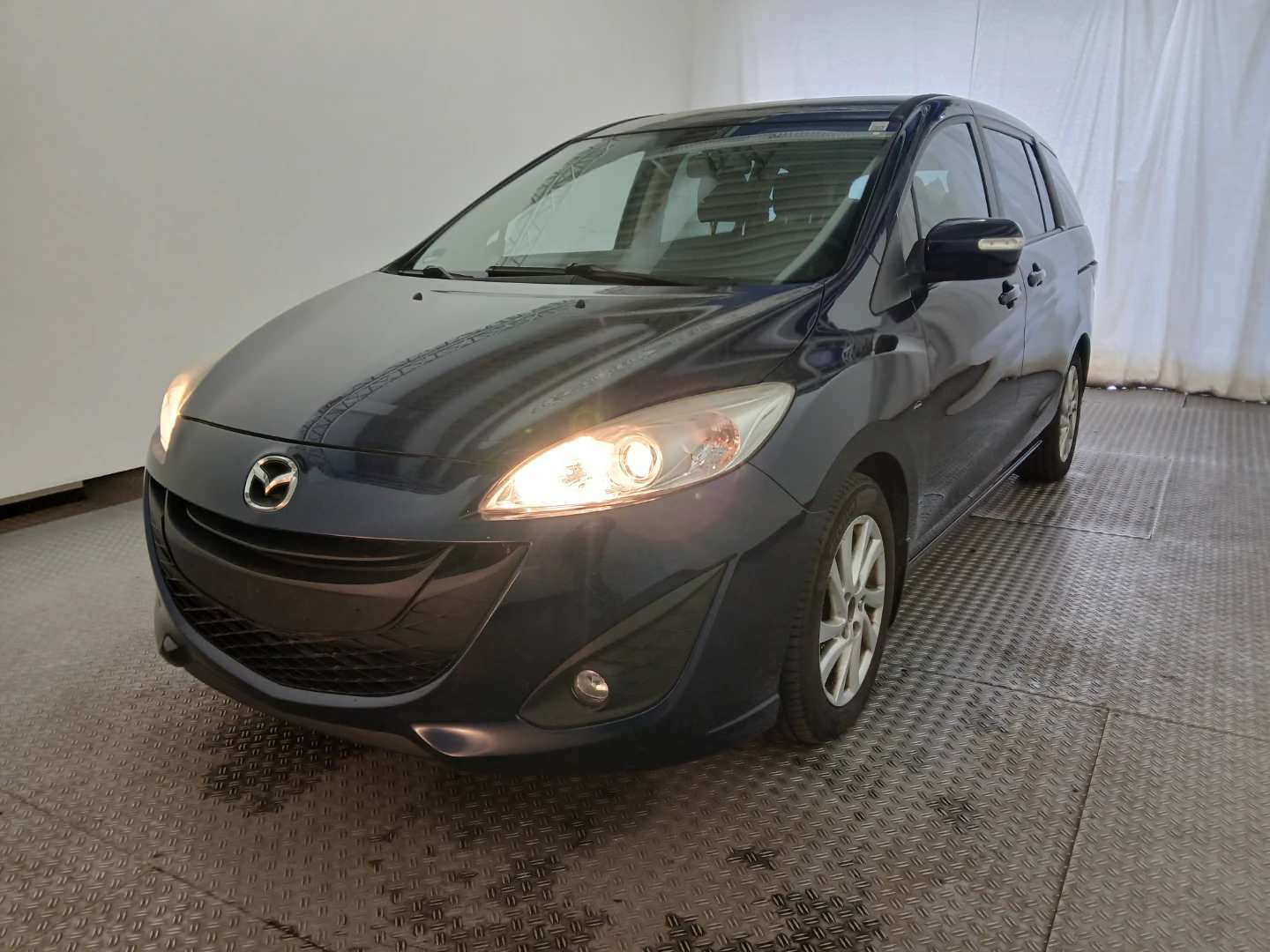 Mazda 5