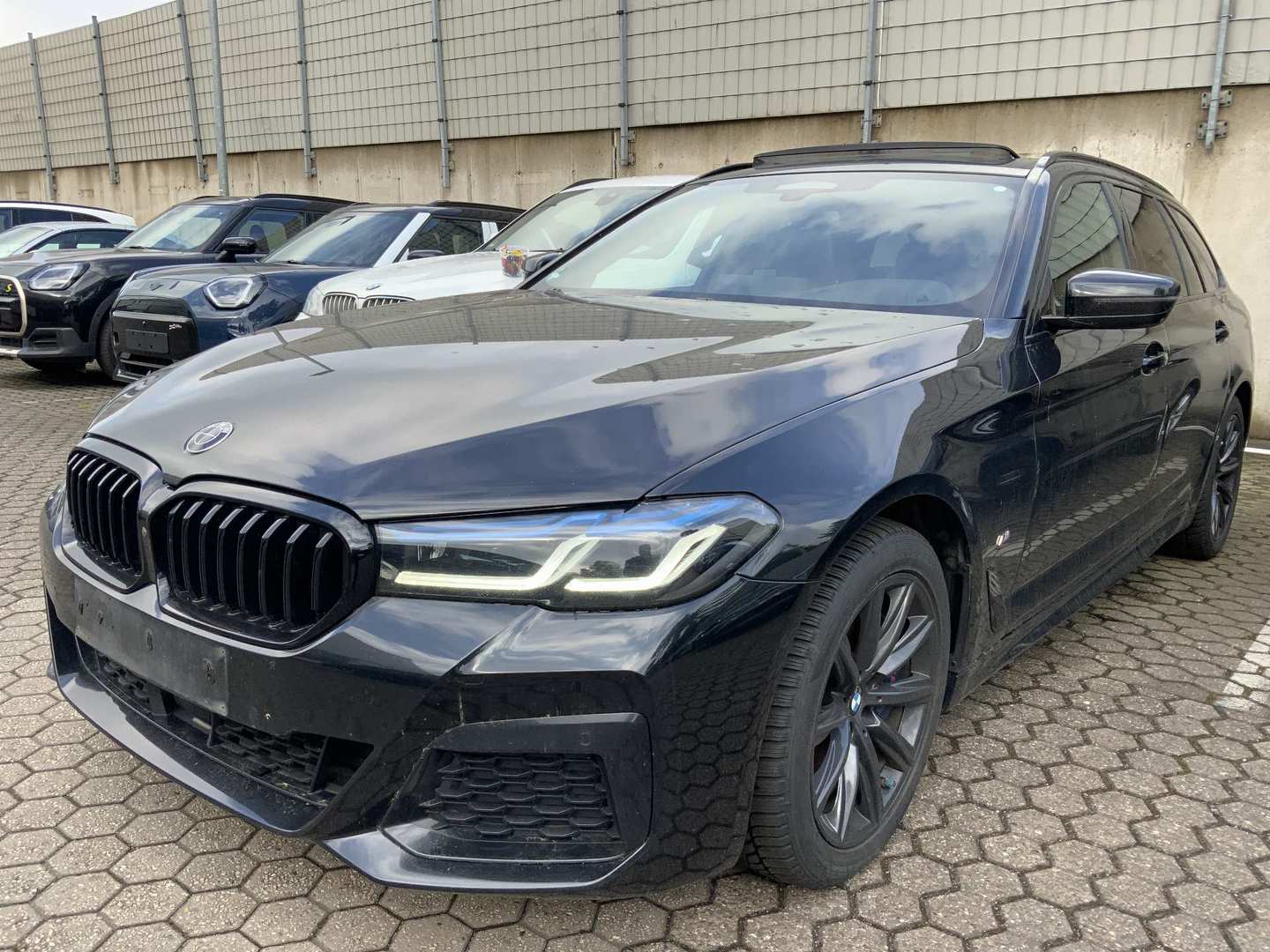 BMW 530