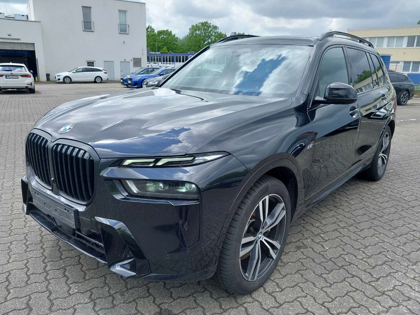BMW X7