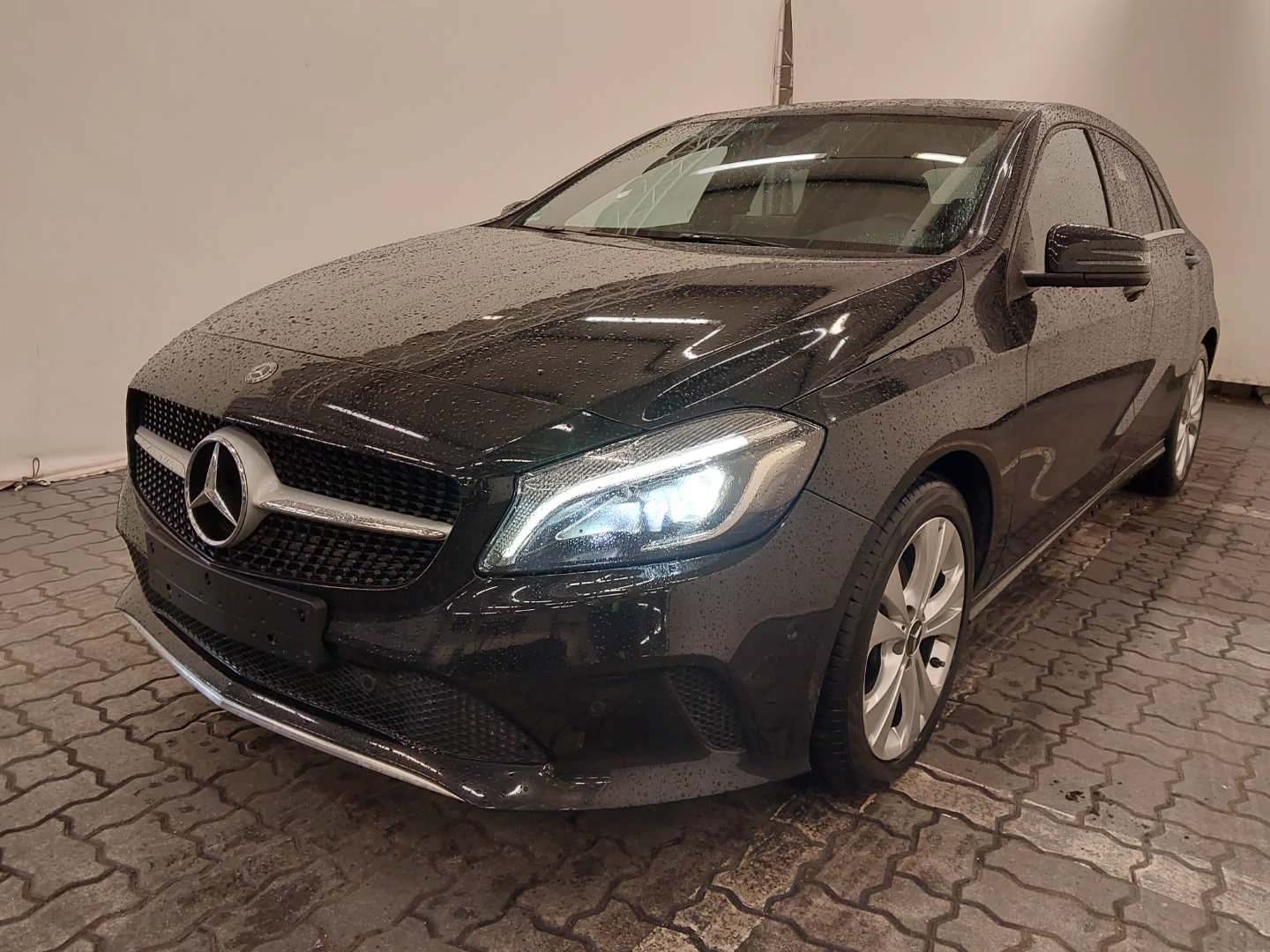 Mercedes-Benz A